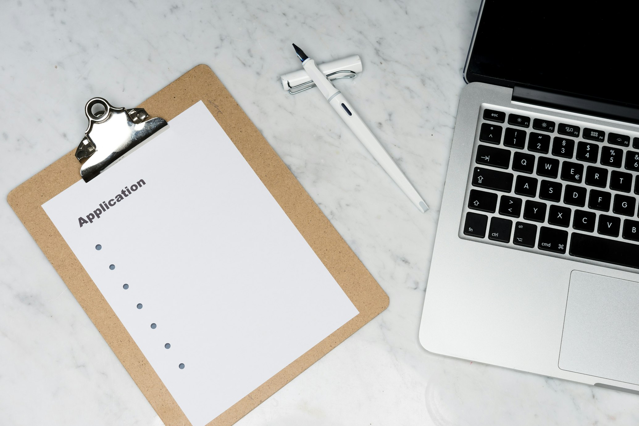 Legal Compliance in the Digital Age: UK E-Signatures for SMEs